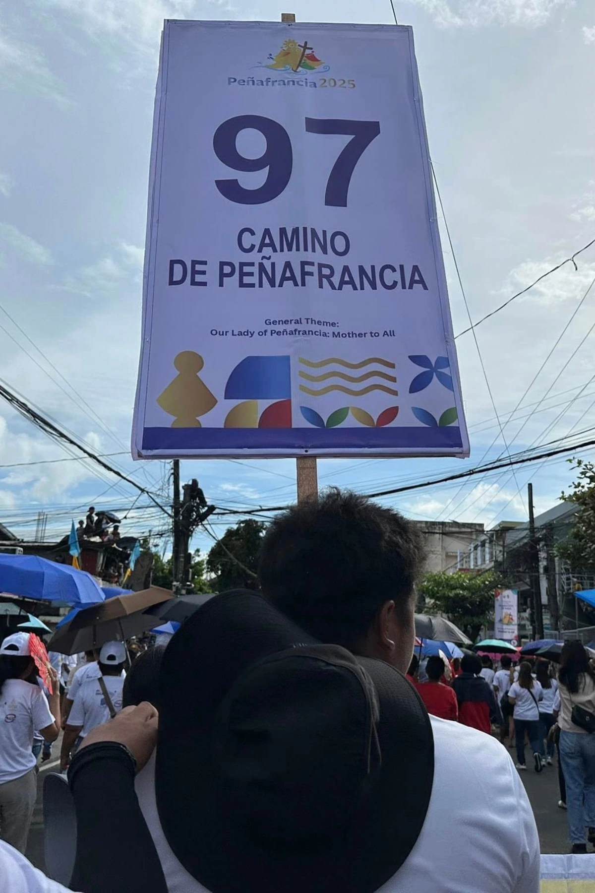 Pilgrims preparing for the Traslacion procession.